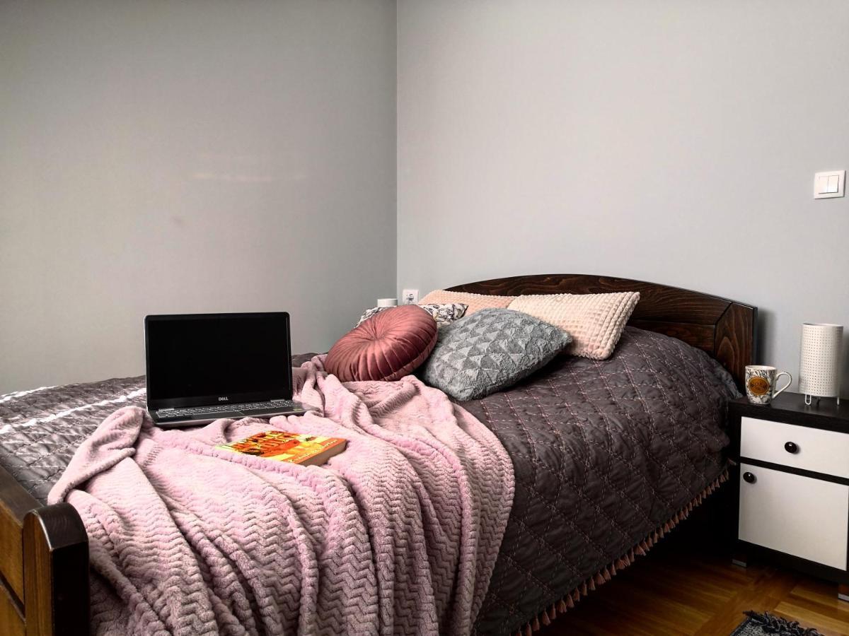 Apartman Jela Nova Varos Luaran gambar