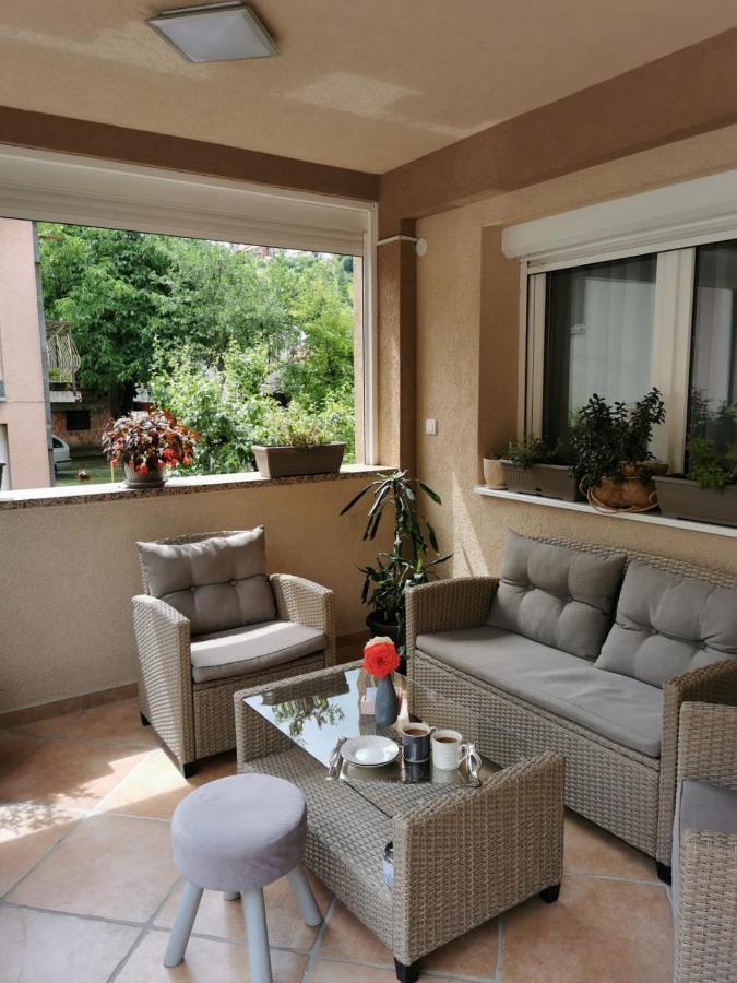 Apartman Jela Nova Varos Luaran gambar