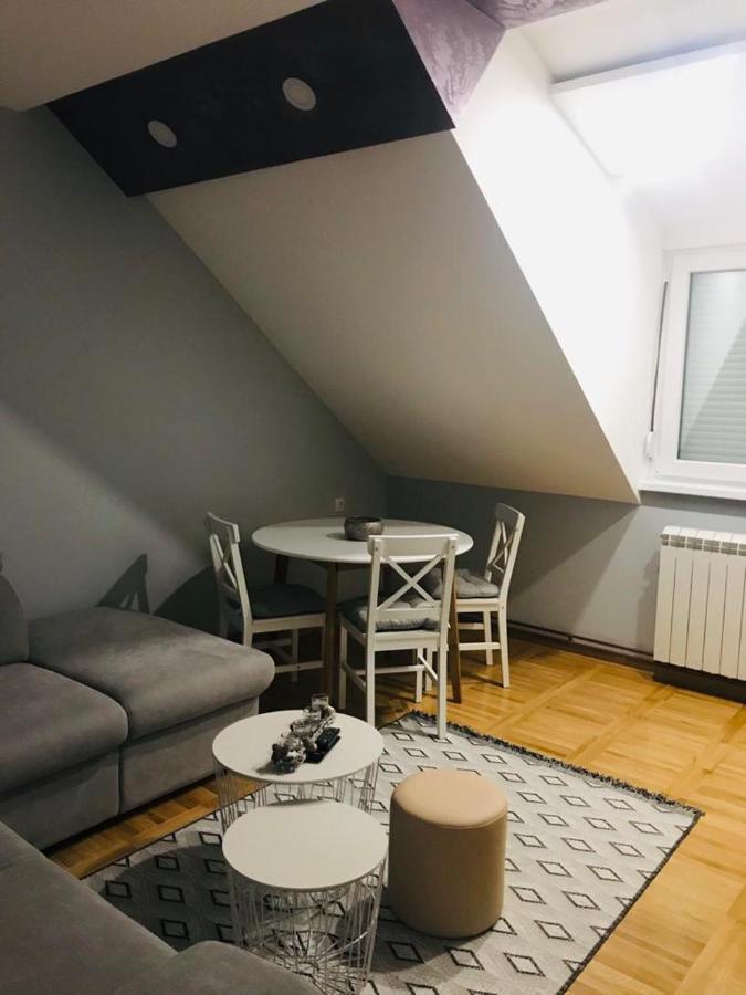 Apartman Jela Nova Varos Luaran gambar